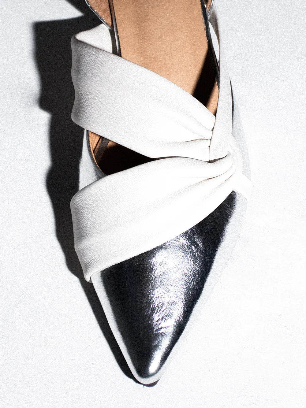 NE604 Leather Lab ROUND-HEEL STRAPPED PUMPS