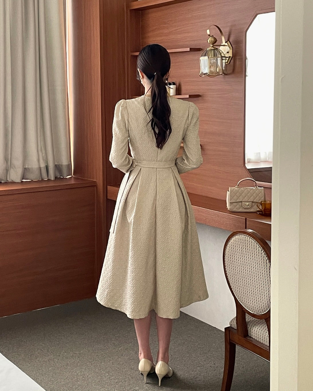 NK236 泡泡袖提花長連身裙