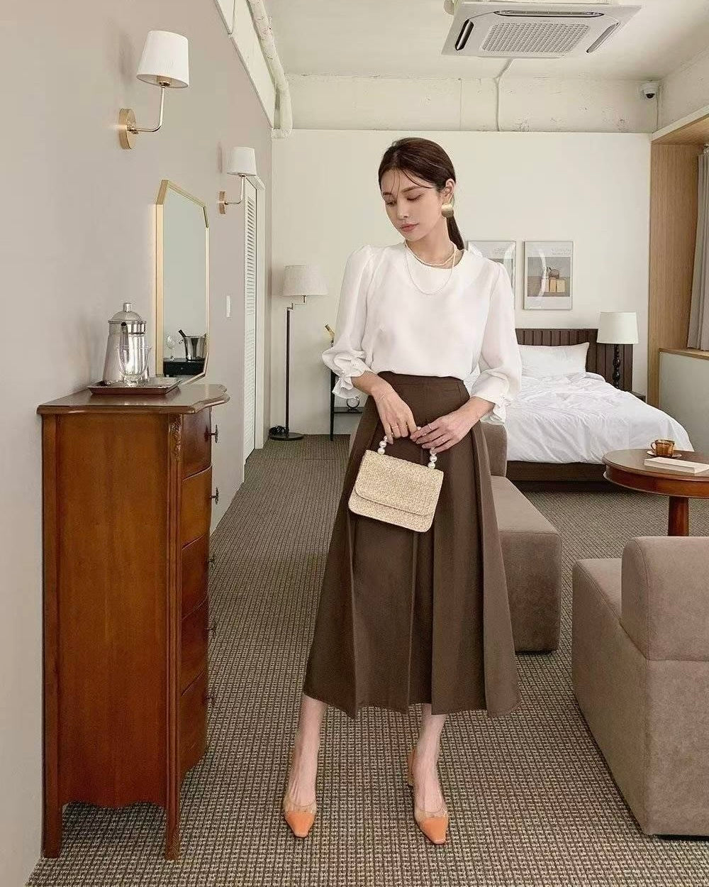 NK293 珍珠褶疊中袖上衣