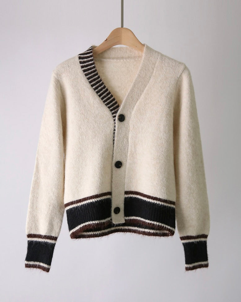 NK275 羊毛混紡拼色針織外套