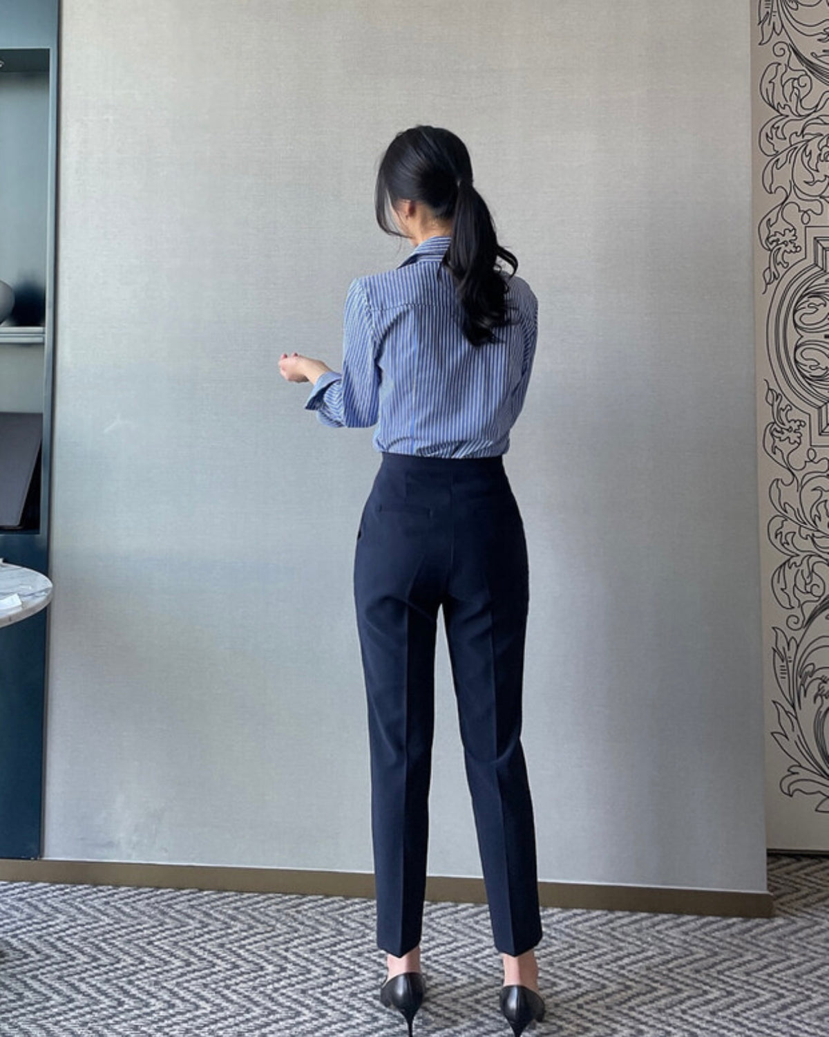 NH672 側鈕修身條子恤衫上衣