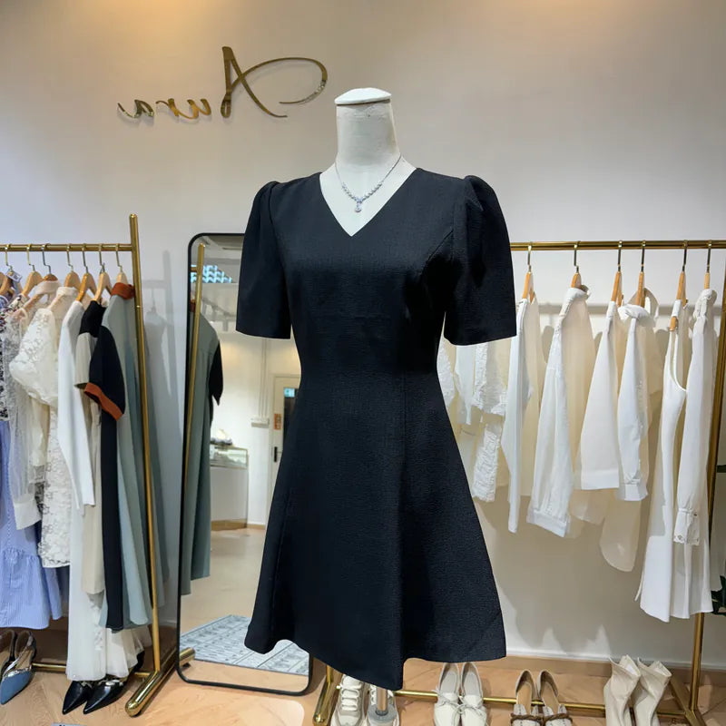 NH235 V領A-Line 連身裙