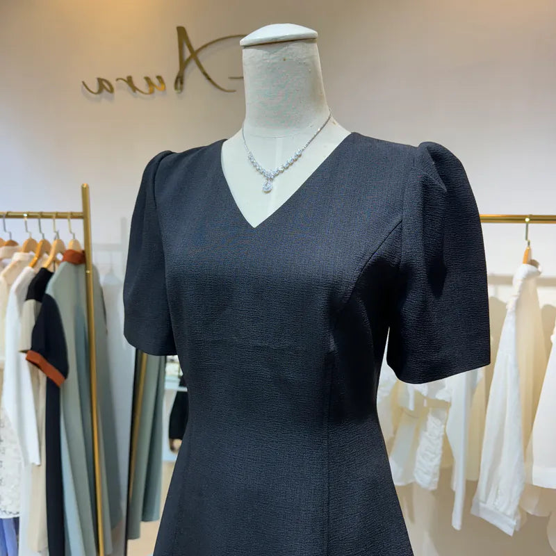 NH235 V領A-Line 連身裙