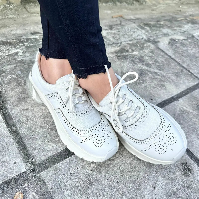 NE813 Leather Lab carved surface sneakers