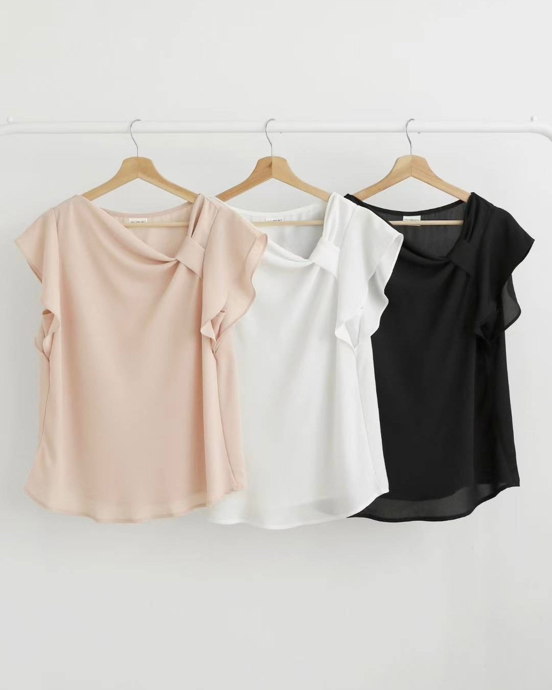 NK184 側束Ruffles 衣袖上衣