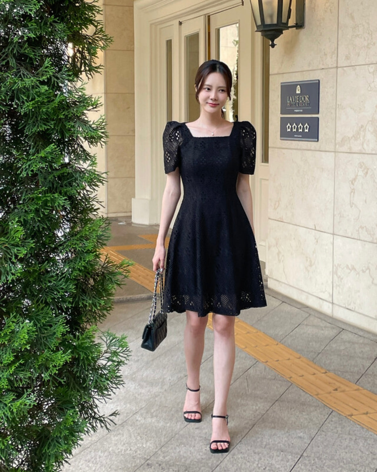 NK206 方領Lace修身連身裙