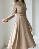 NH999 西裝領Ruffle裙擺連身裙