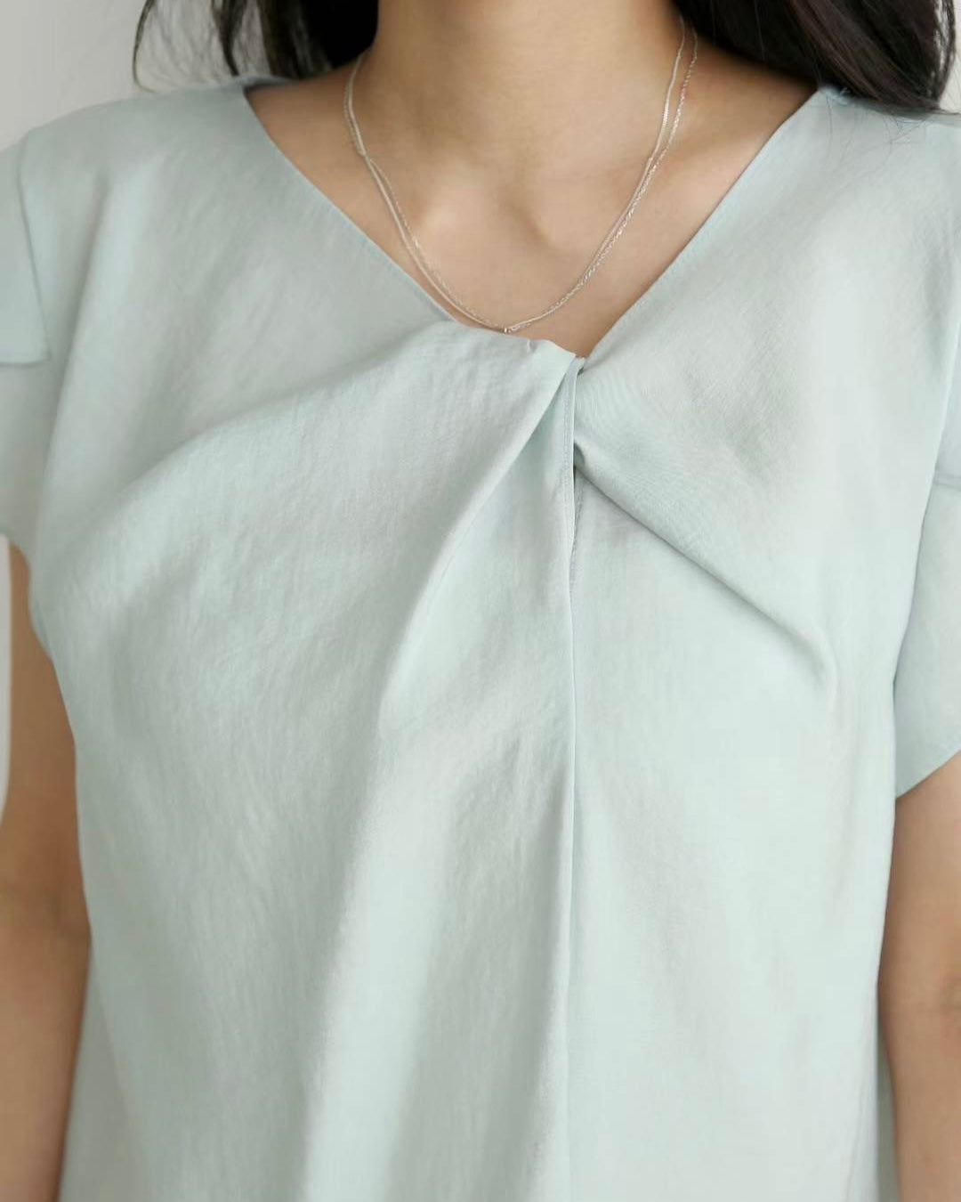 NK187 鬱金香衣袖上衣