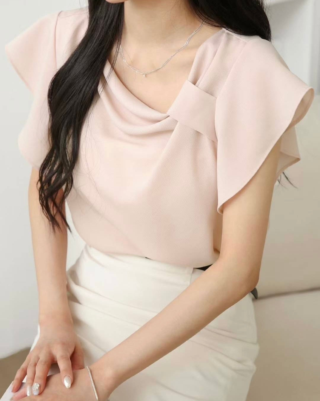 NK184 側束Ruffles 衣袖上衣