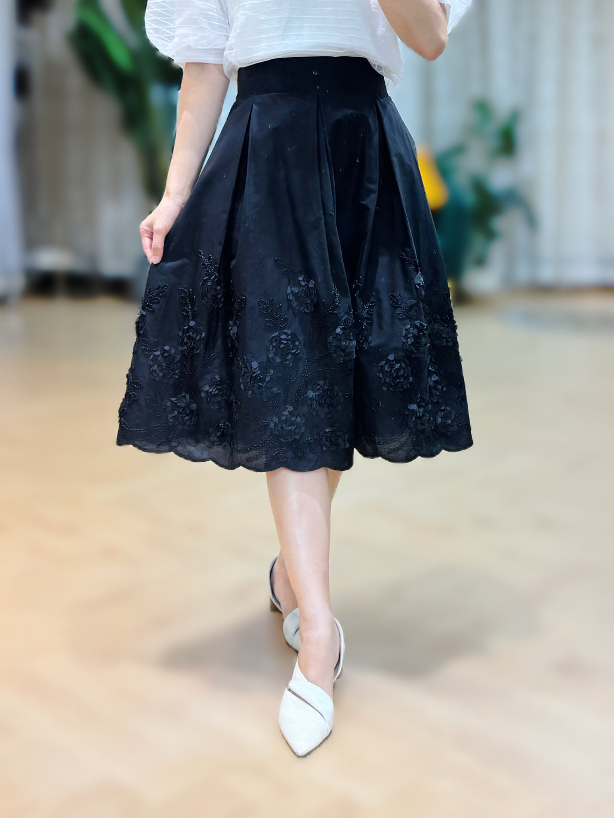 NK194 立體花後橡筋腰半截裙