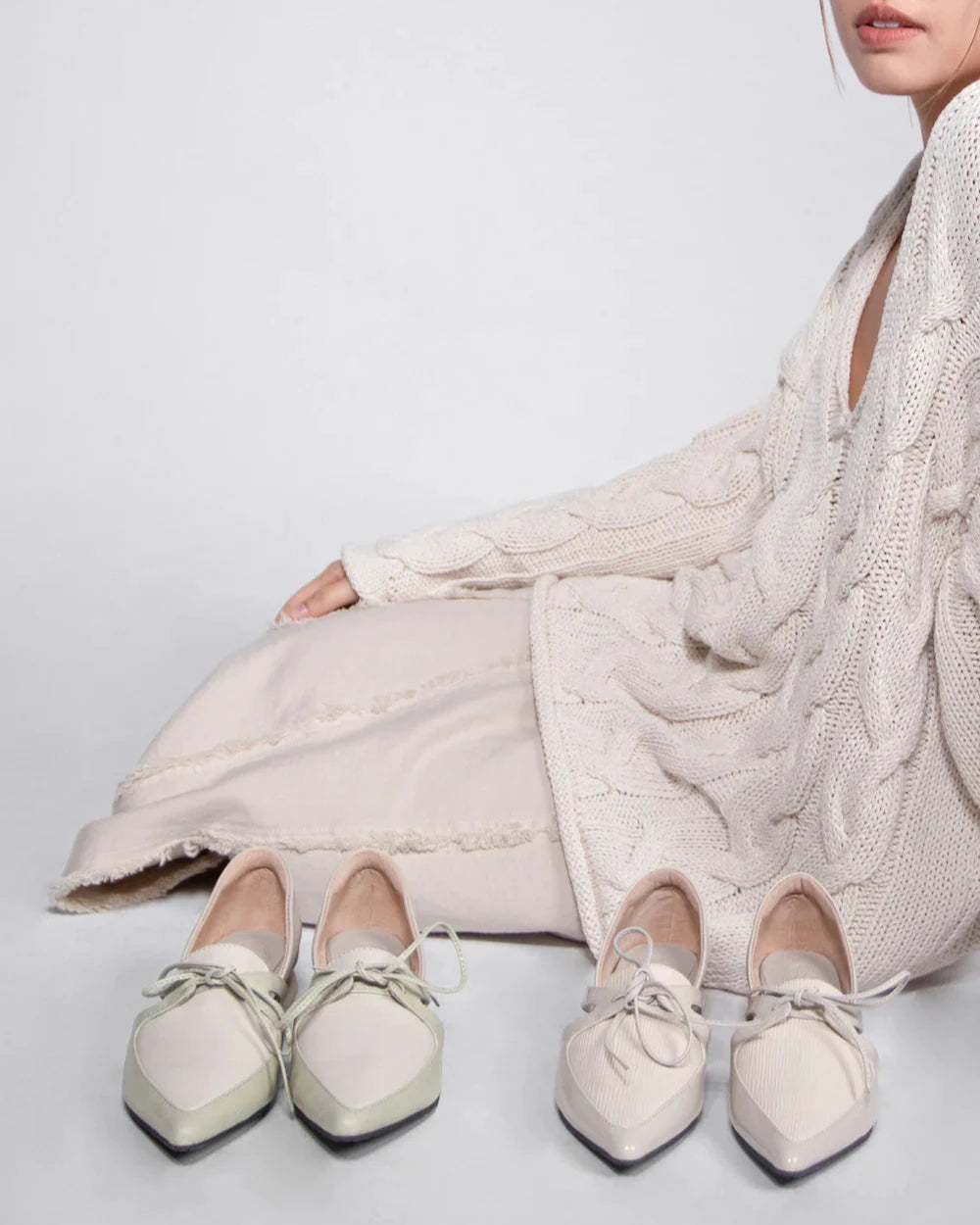 NE891 Leather Lab RIBBON OPEN SHANK FLATS