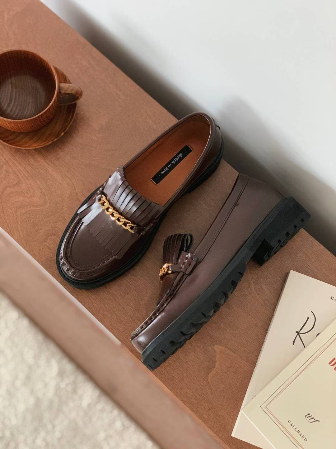 NK402 經典金屬鏈Loafer
