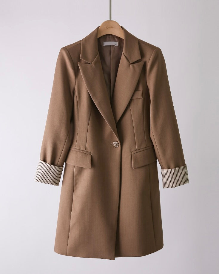 NK262 修身輪廓西裝外套