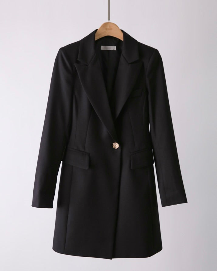 NK262 修身輪廓西裝外套