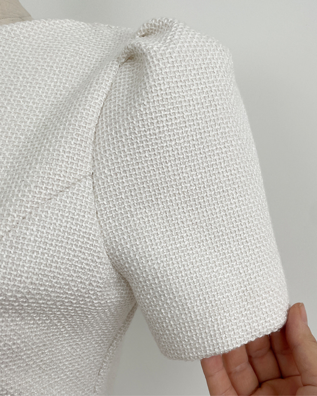 NK523D 法式V領收腰連身裙