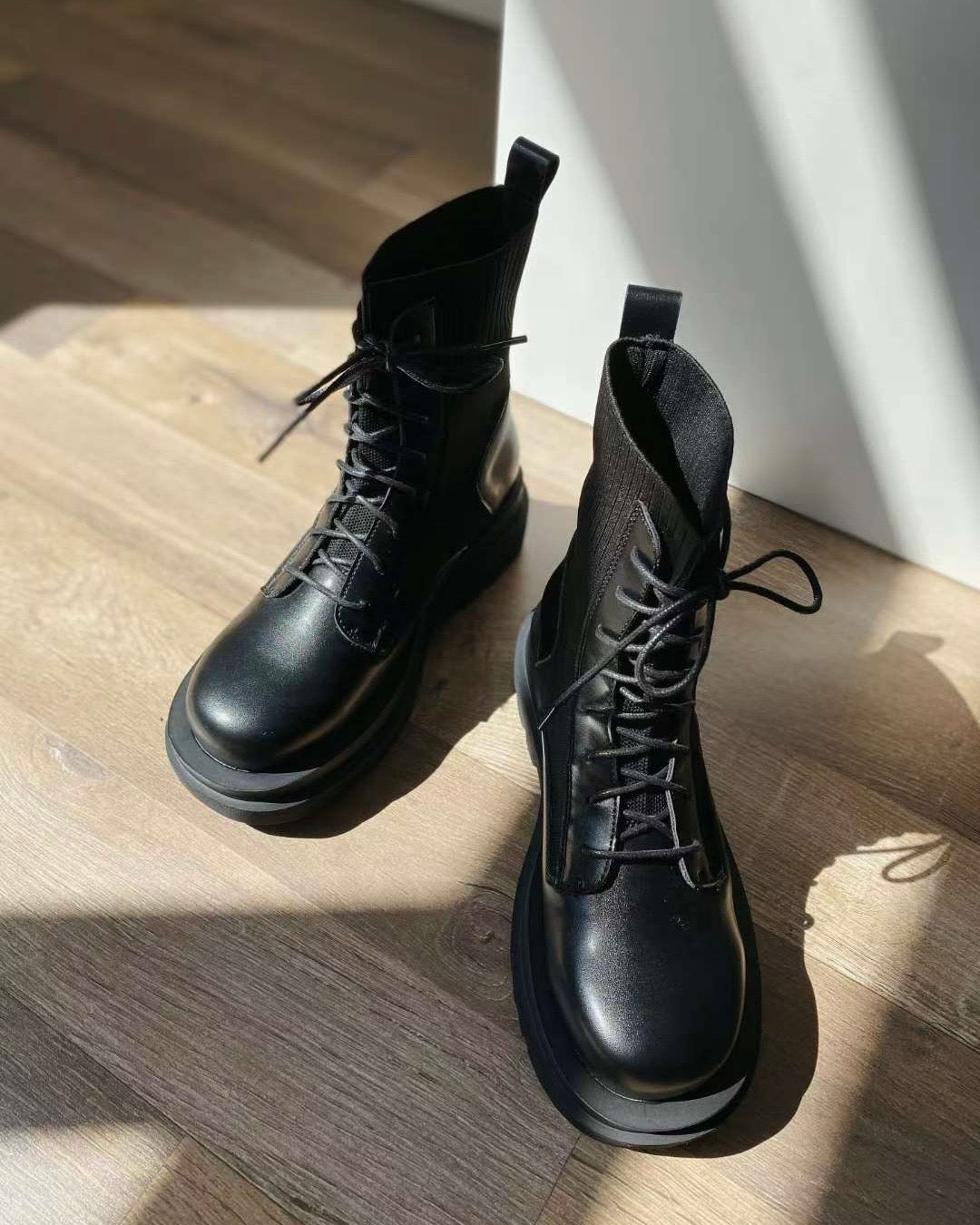 NK309 內增高綁帶軍Boot