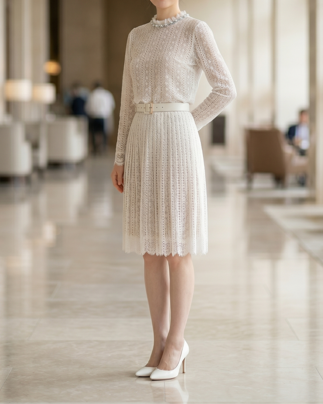 NK558 緹花蕾絲修身連衣裙(連腰帶)