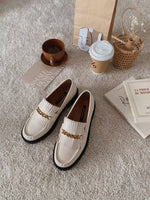NK402 經典金屬鏈Loafer