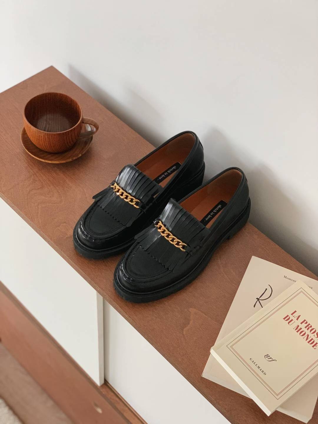 NK402 經典金屬鏈Loafer