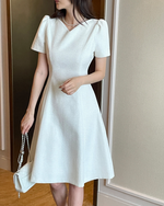 NK523D 法式V領收腰連身裙