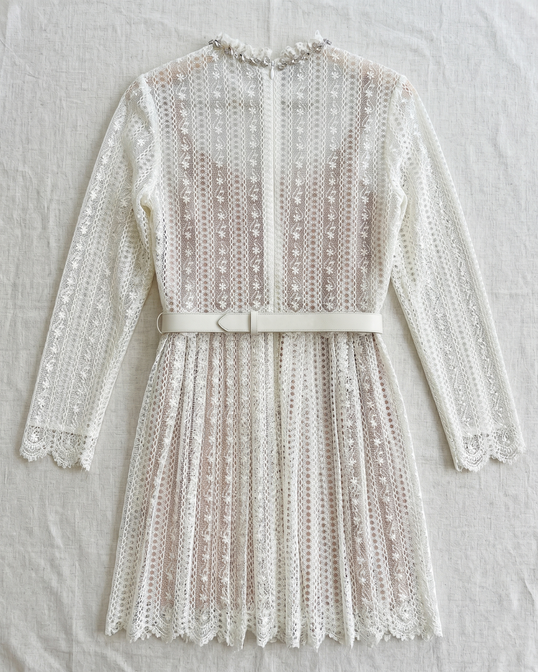 NK558 緹花蕾絲修身連衣裙(連腰帶)