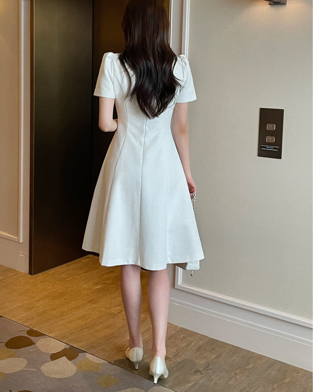 NK523D 法式V領收腰連身裙