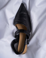 NH629 LEATHER LAB Cleo・Pointed Crepe Draped Marble Heel Slingback