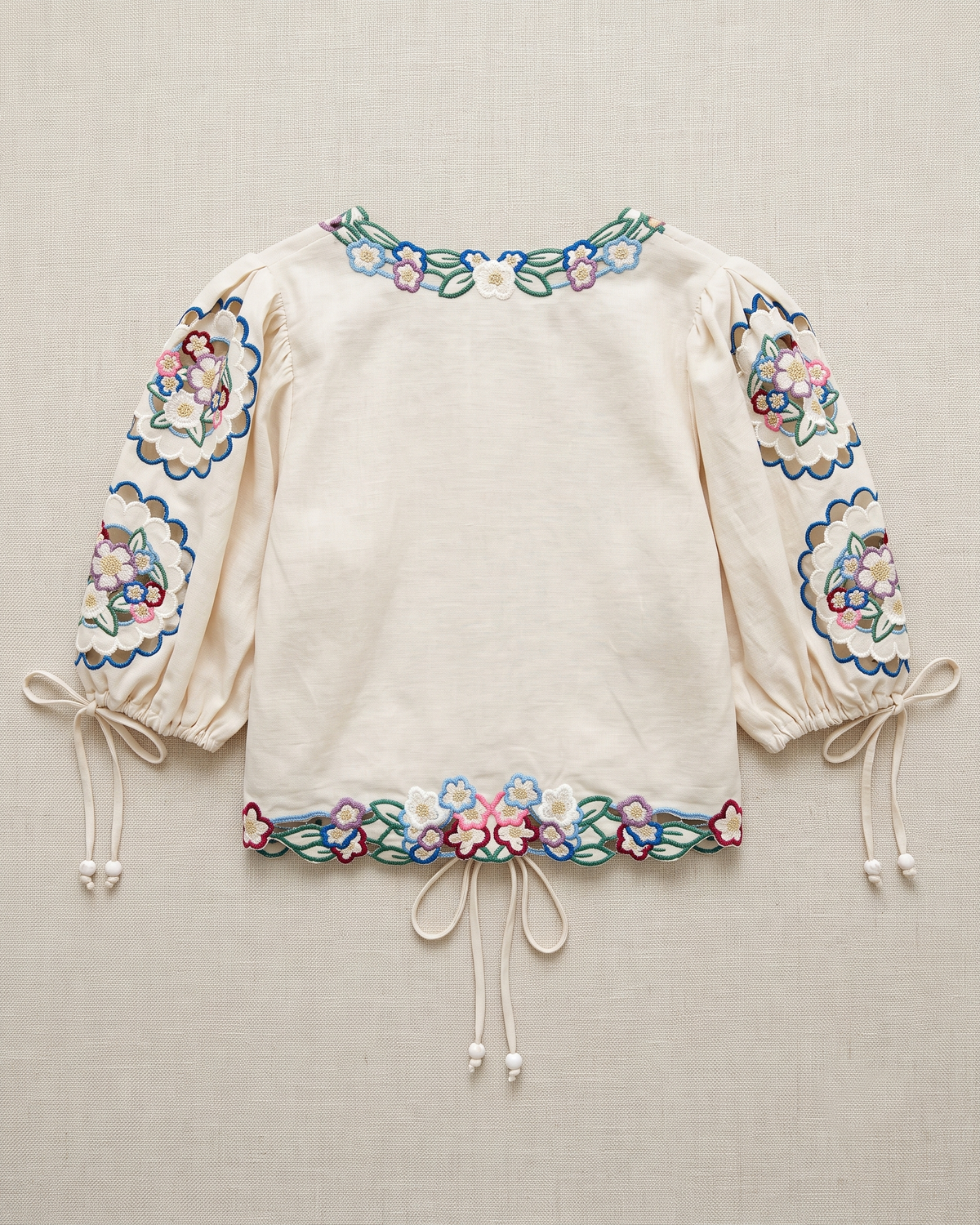 NK756 刺繡通花上衣
