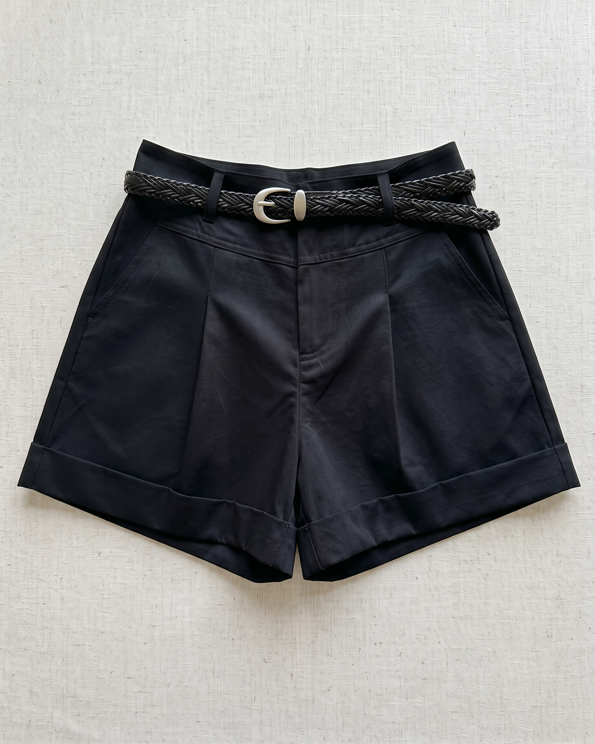 NK759 簡約反摺短褲(連腰帶)