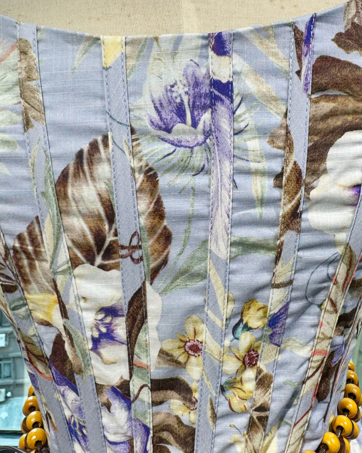 NK500 吊帶修腰連身花裙(連特色腰帶)