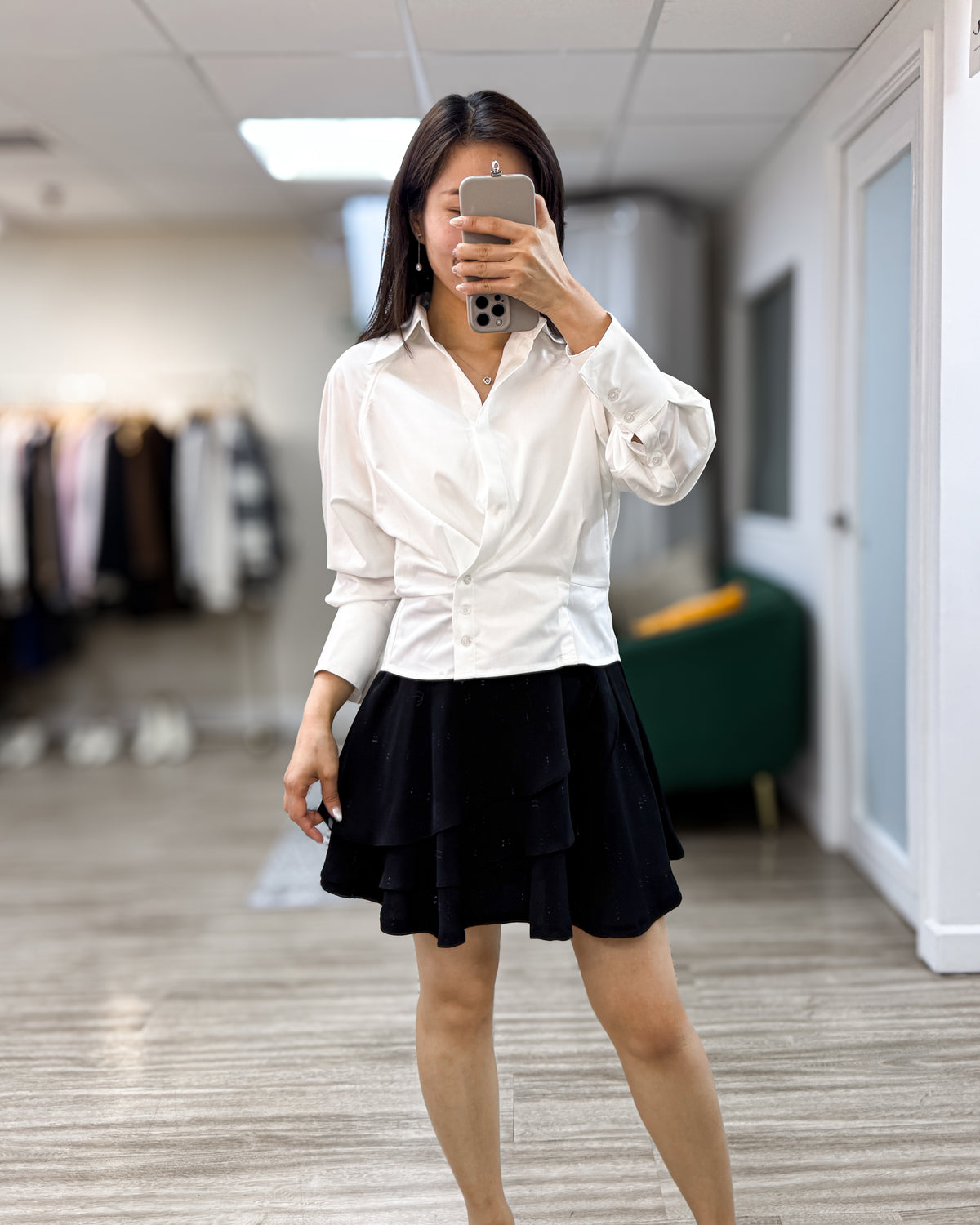 NK419 褶疊修腰襯衫