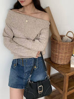 NK444 露肩大領口毛衣